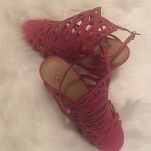 Pink heel sandal
